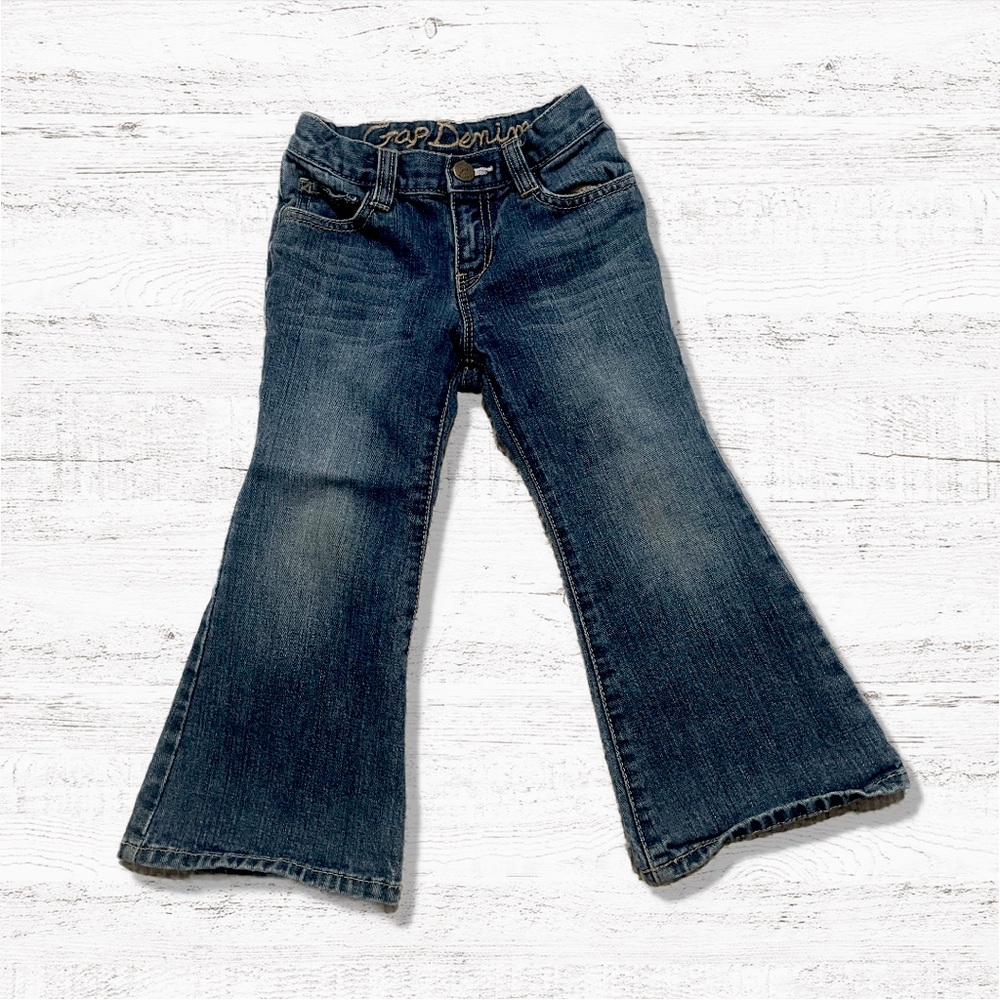 Baby GAP Toddler Girl Flare Leg Denim Jeans Size 3 years